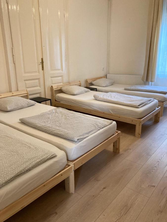 Gogol24 Hostel Σέγκεντ Εξωτερικό φωτογραφία