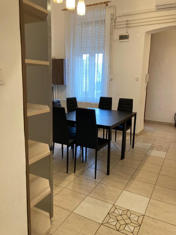 Gogol24 Hostel Σέγκεντ Εξωτερικό φωτογραφία